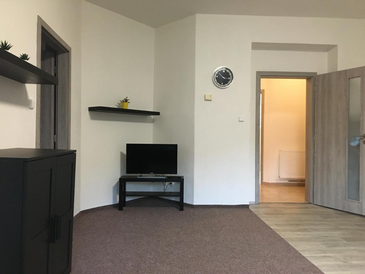 Apartmany U Muzea 데친 외부 사진