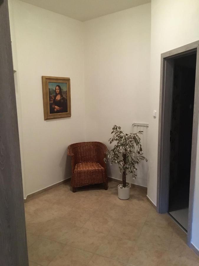 Apartmany U Muzea 데친 외부 사진